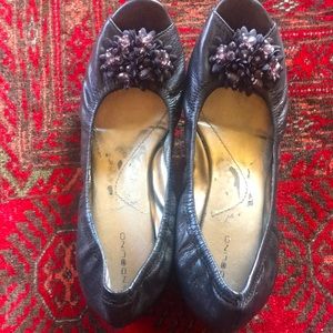 Open toes with like 1/2” heel, they are 11.5-12